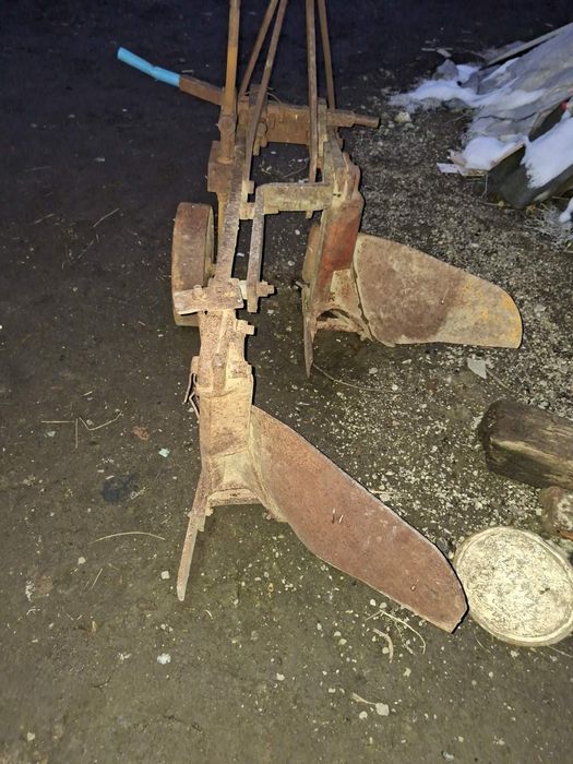 Плуг 2 35 заводський