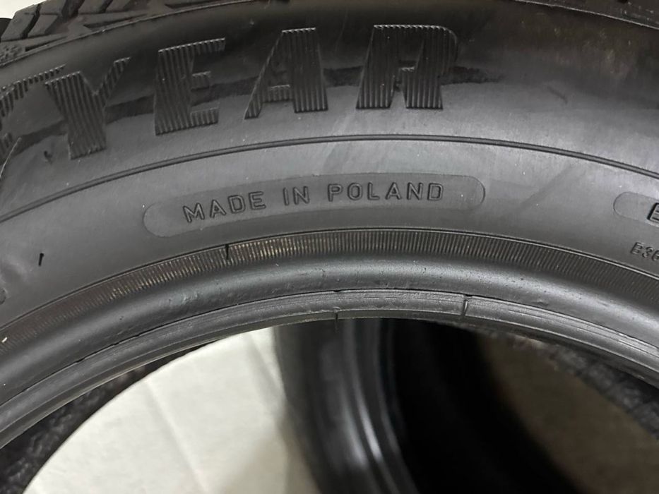 Зимові шини Goodyear Ultra Grip ICE 2 175/65 R14 86T M+S 2022 року