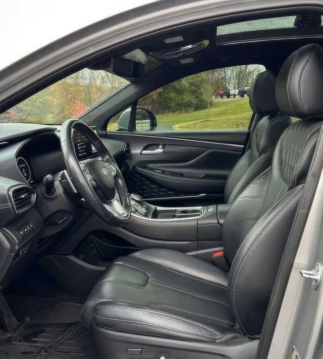 Hyundai Santa Fe      2024