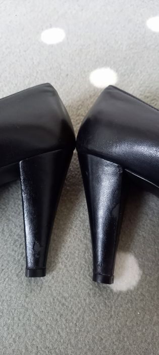 Szpilki czółenka skórą licowa czarne Ryłko r. 36.5