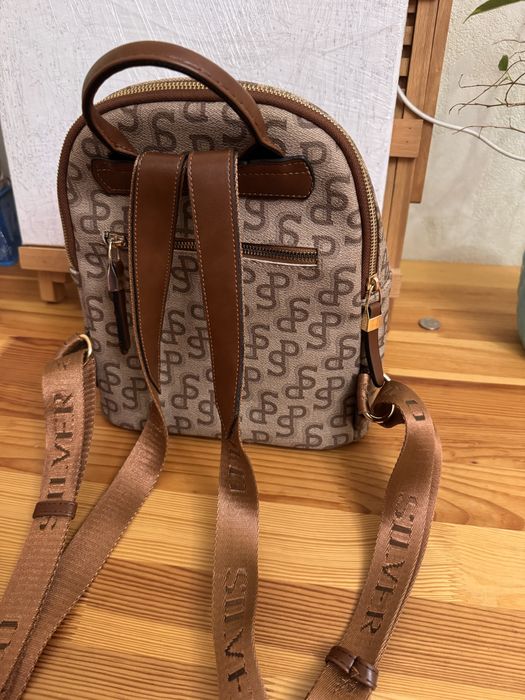 Жіночий модний рюкзак