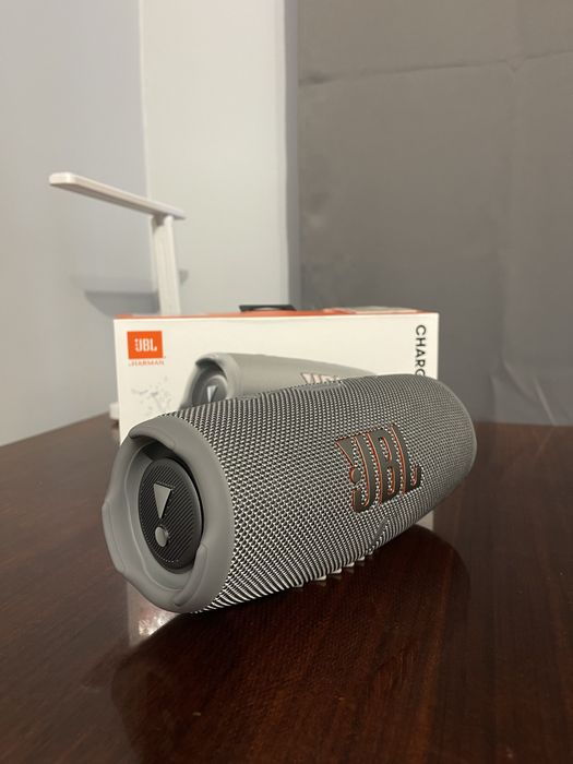 Колонка JBL Charge 5
