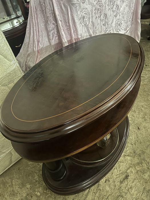 Móvel de apoio com bar