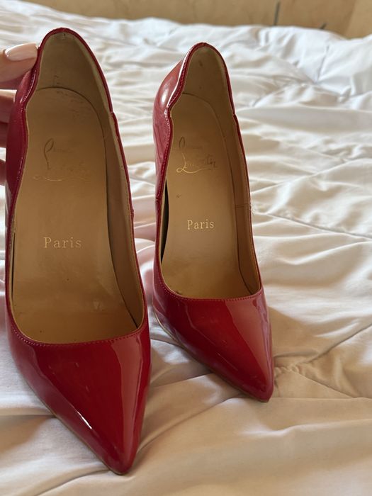 Christian louboutin Шикарные туфли,надевала раза 2 максимум