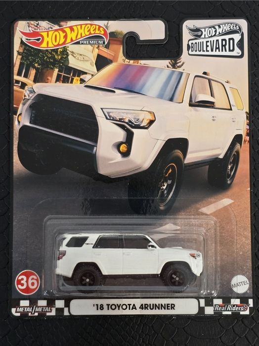 4x Hot Wheels Boulevard