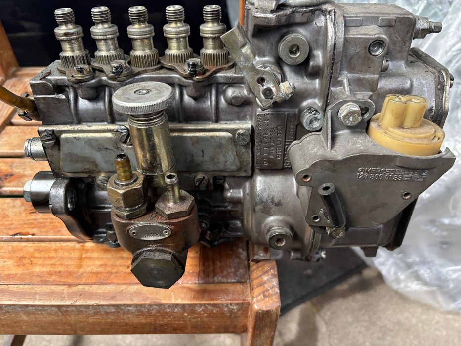 Mercedes w123 para peças 300D
