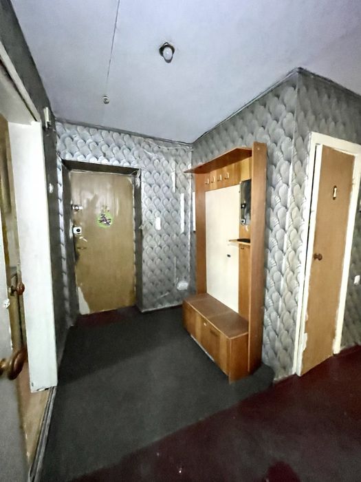 Продаж 2 кімнатноі  Інгульський район пр. Миру