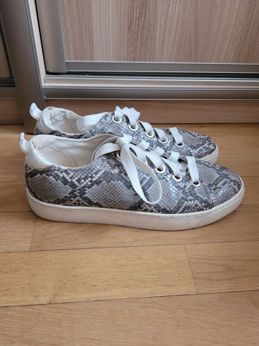 Buty damskie motyw skóra węża