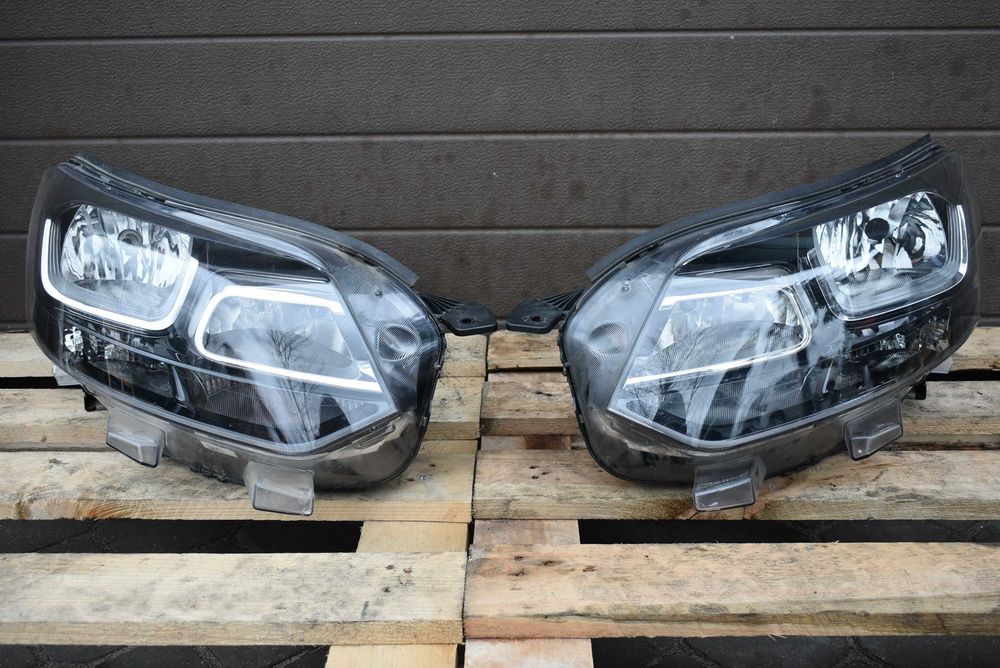 Opel Zafira Citroen Jumpy lampa prawa lewa przednie 980856  7780