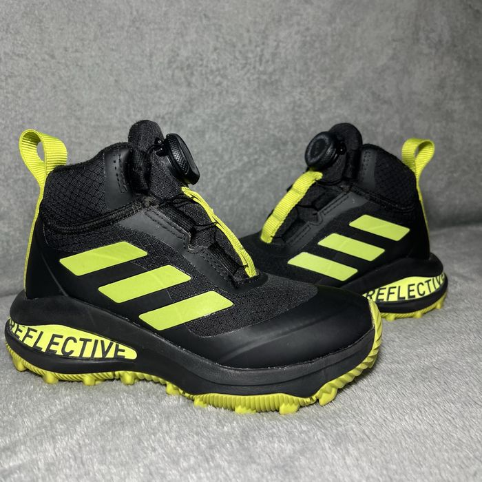 Зимние  ботинки  adidas boa fortarun размер 29 стелька 18,5 см