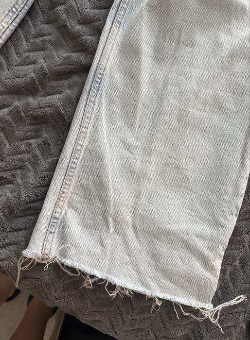 Джинси Zara в 38 розмірі