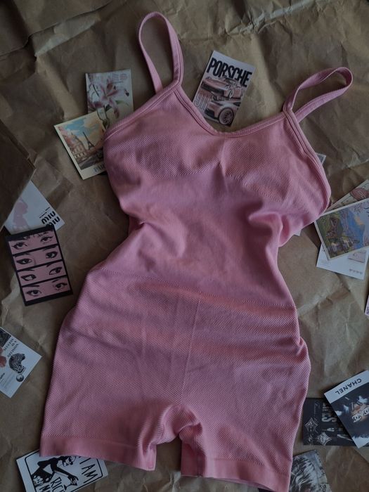 Рожевий комбінезон Workout