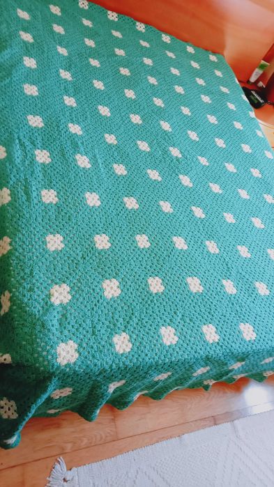 Colcha de lã feita à mão