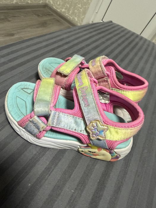 Босоніжки Skechers 25