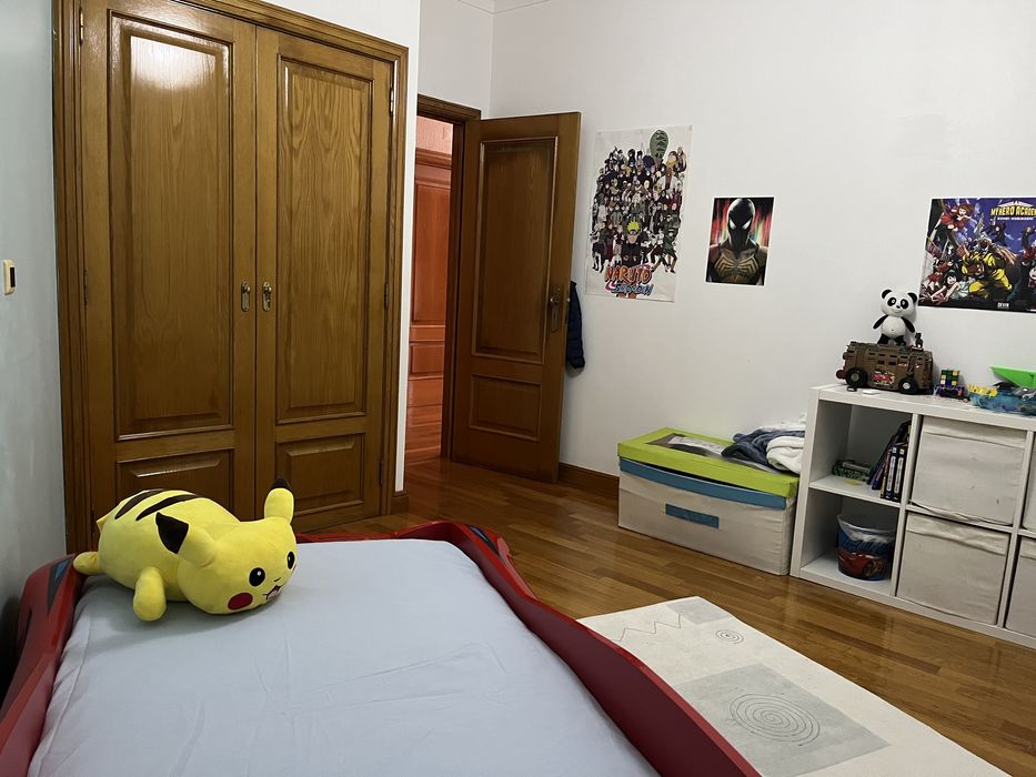 Arrendamento duplex em moradia T4 Odivelas