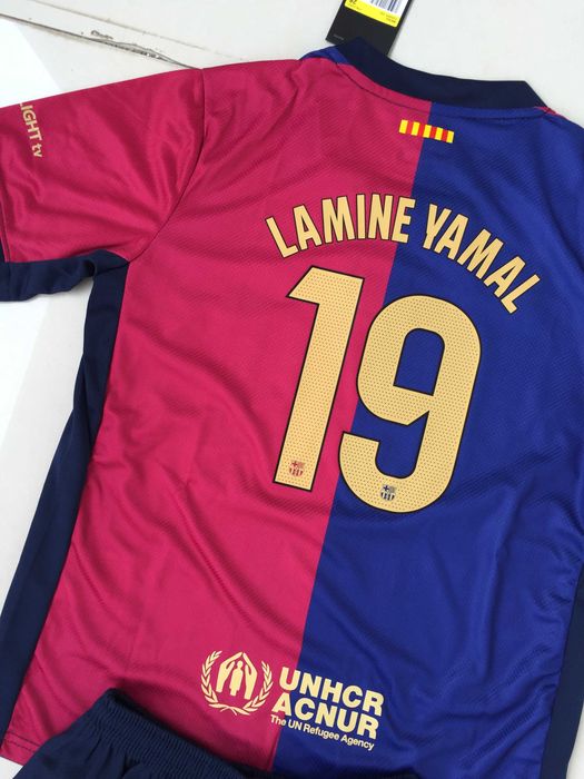 Nowe Koszulka dziecięca Nike FC Barcelona Home 24/25 Lamine Yamal 28