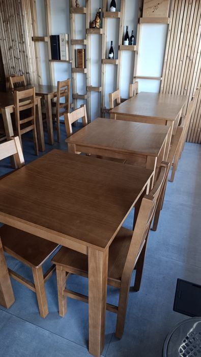 Mobiliário de restaurante e de esplanada