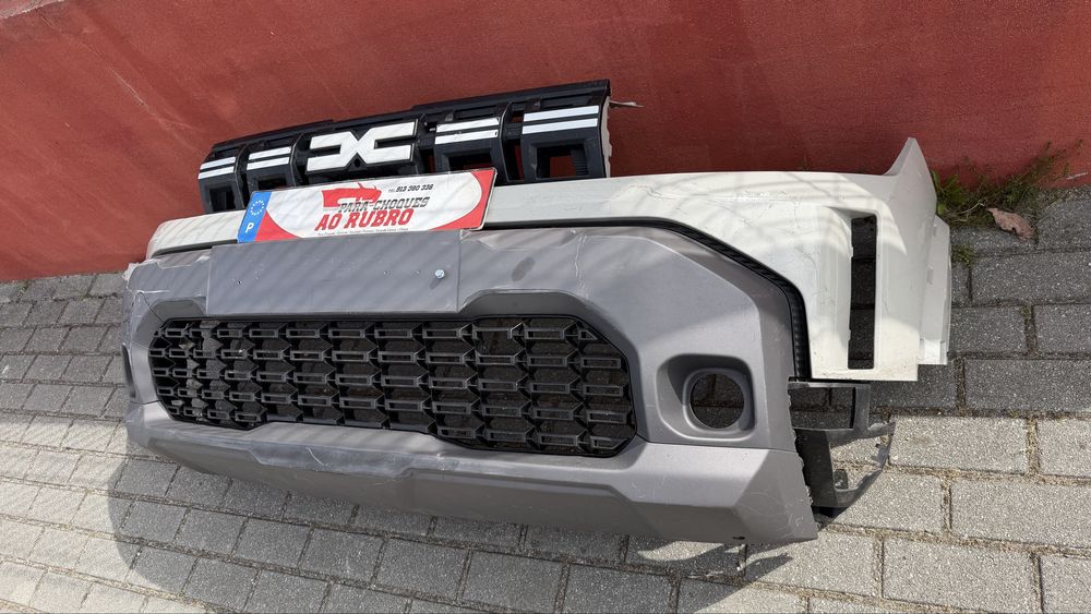 Parachoque dacia duster 2024