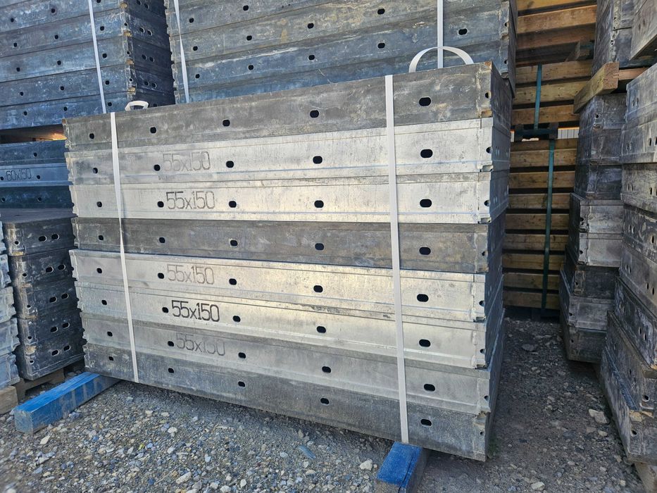 Szalunki, sklejka szalunkowa podpora budowalna podpory dźwigary ściany