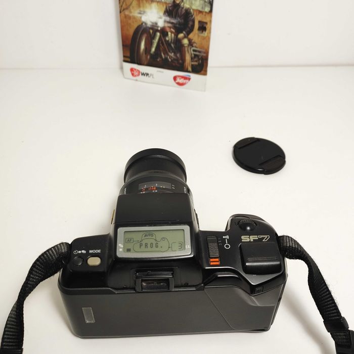 Automatyczna lustrzanka analogowa Pentax SF7 obiektyw 28-80 mm 3,5-4,5