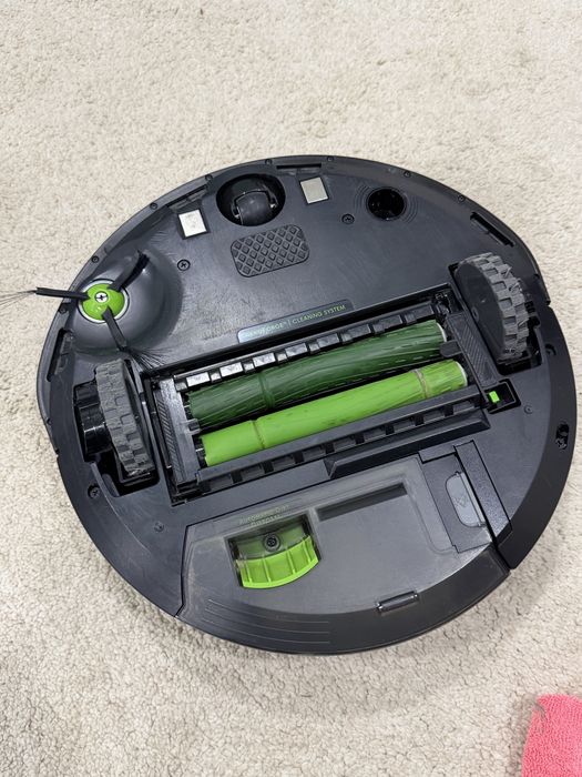 Aspirador Robô iRobot Roomba Combo i5+