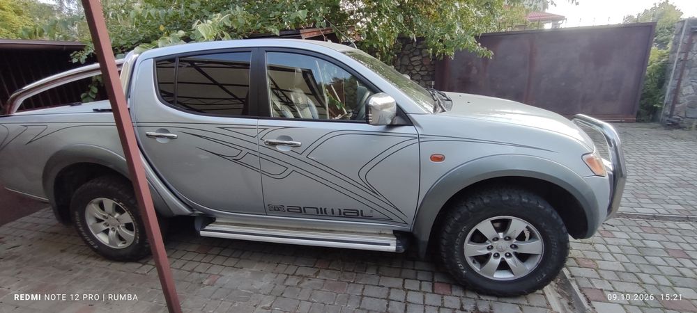 Mitsubishi L 200