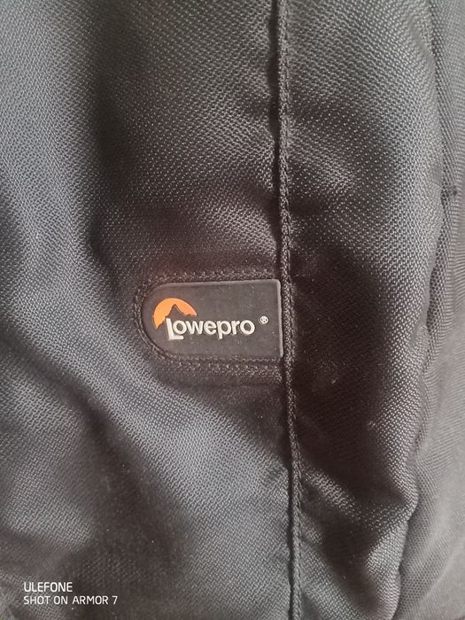 Lowepro BP150 câmera e laptop