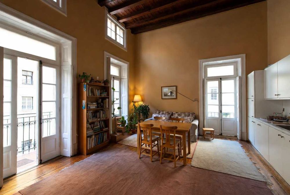 Apartamento T3 para arrendamento de longa duração | Arroios