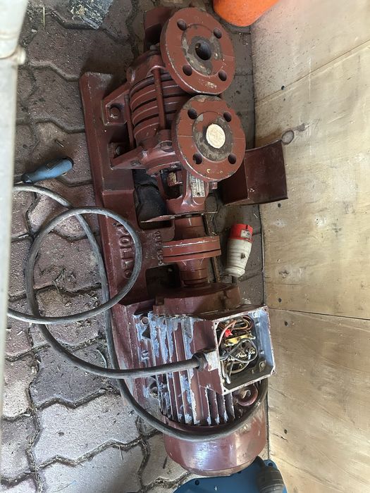 Duża Pompa Hydroforowa APOLLO z Silnikiem