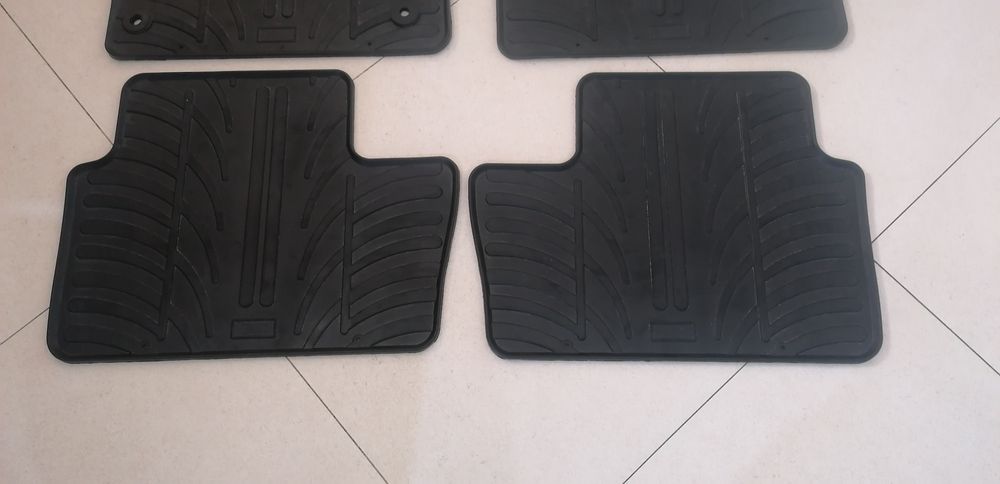 Tapetes de borracha Nissan Juke 2019