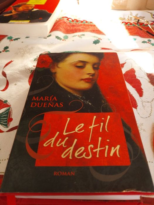 Le fil du destin. Portes incluídos.