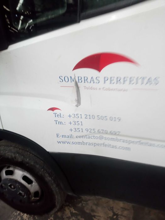 Carrinha Iveco caixa aberta