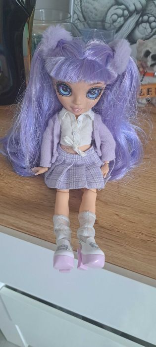 Lalka RAINBOW HIGH Junior Lalka Violet willow