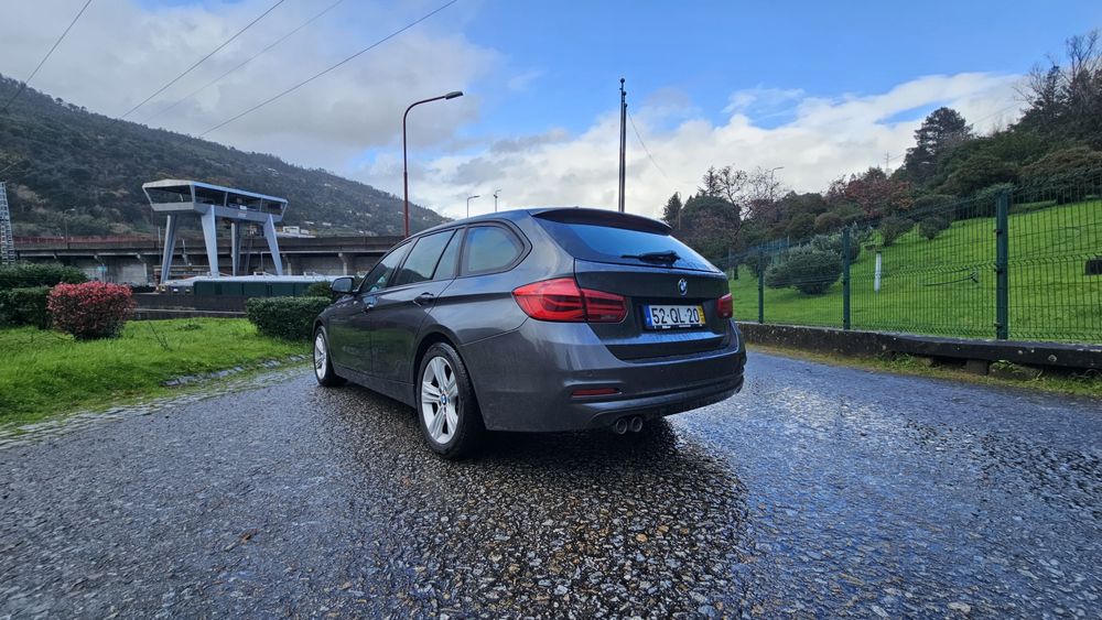 Bmw 320D Touring F31  LCI Sport - Cx Aut. Nacional