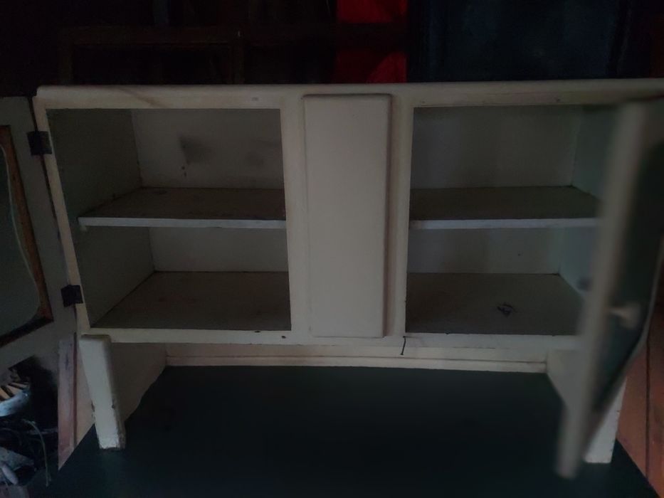 Stary Kredens kuchenny PRL