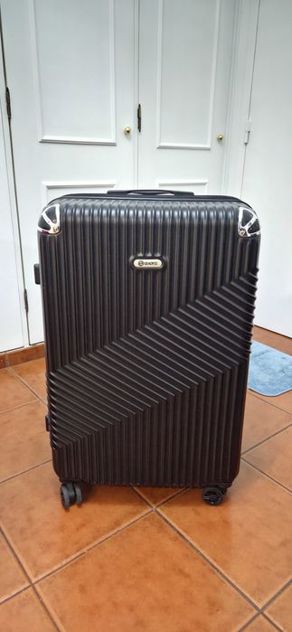4 Malas de Viagem de 23kg com Capa de Proteção