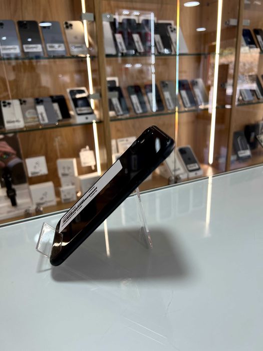 IPHONE 11 64 GB BLACK