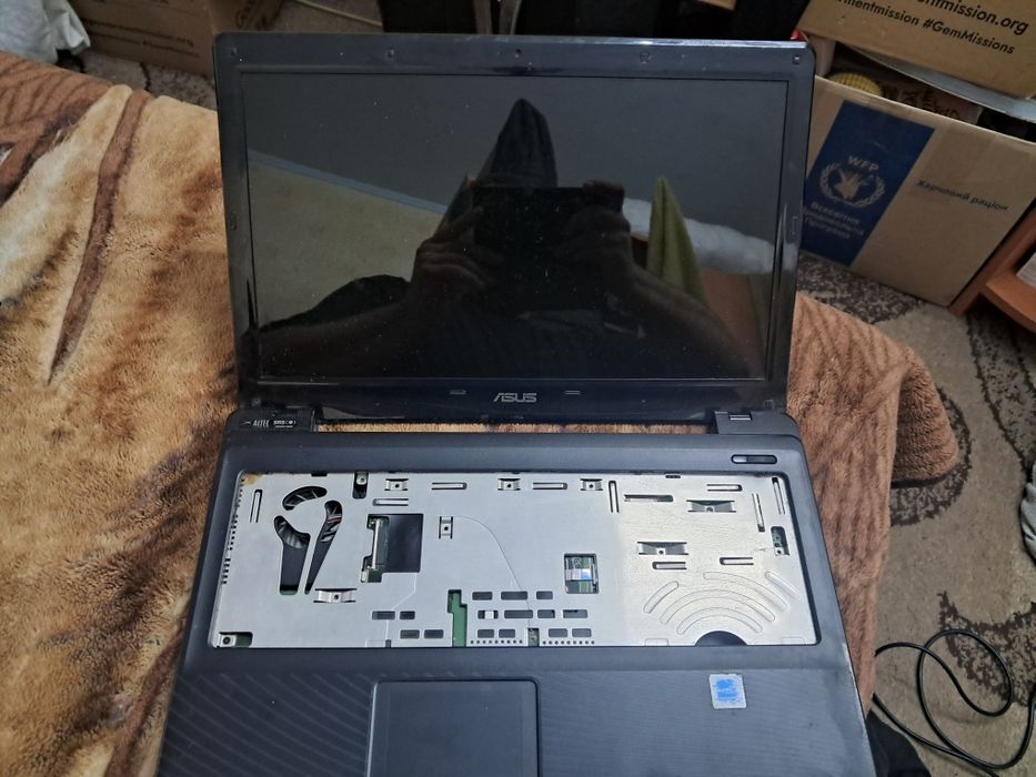 Asus x52N не робочий
