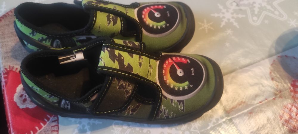 Buty do przebrania dla chłopca