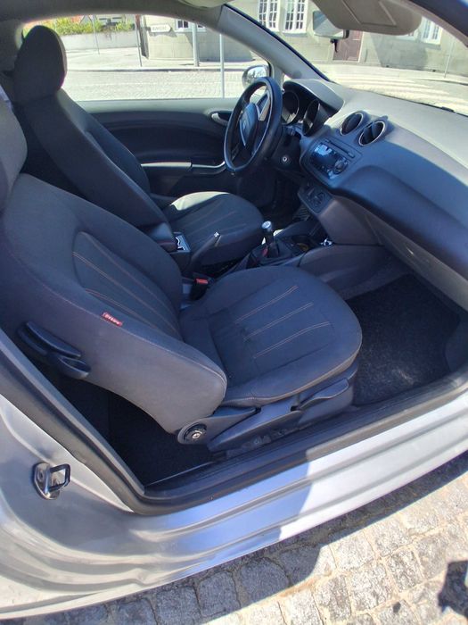 Seat ibiza 12tdi de 2011 com 220mil em muito bom estado sujeito a qualquer teste