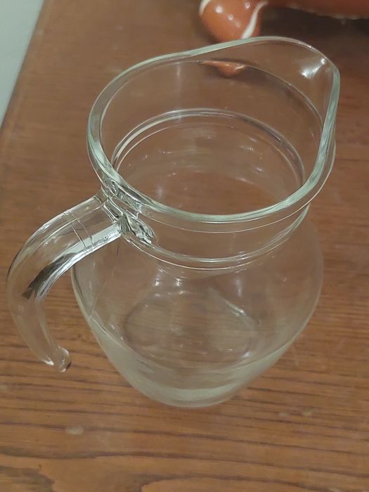 Conjunto 6 jarros para vinho