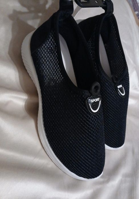Buty damskie adidasy