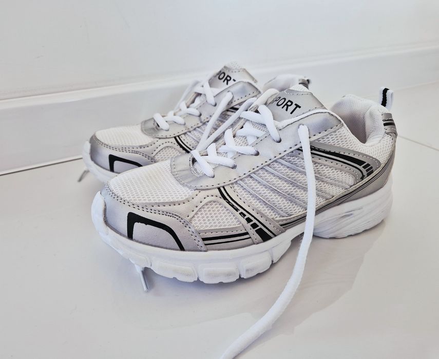 Sneakersy dziewczęce