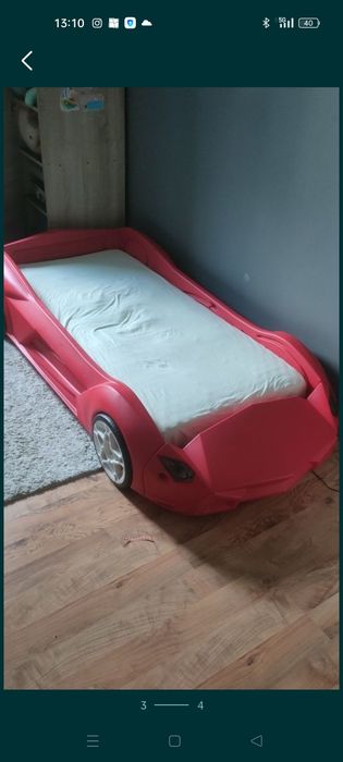 Łóżko dziecięce samochód