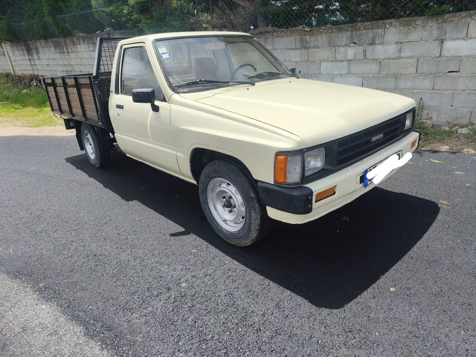 Toyota hillux 2.4D 1989