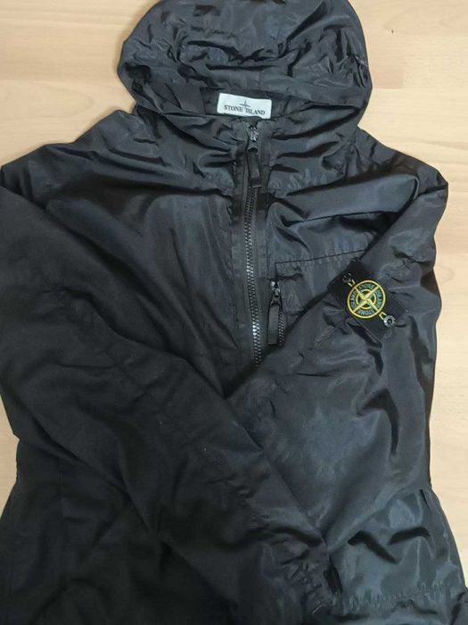 Stone Island в ідеальному стані
