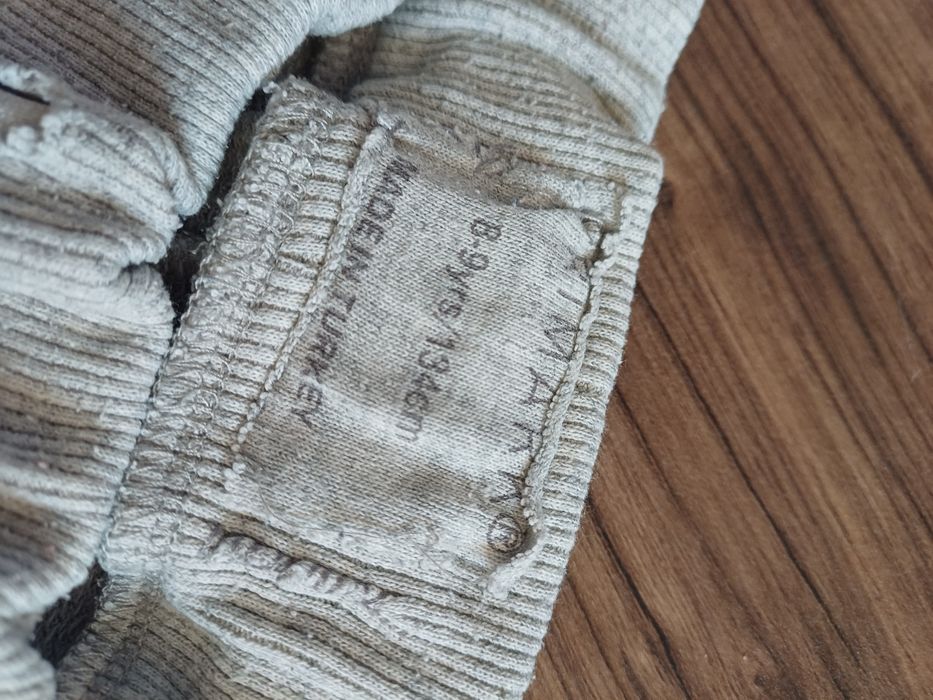 2 pary dresów, spodnie dresowe 134