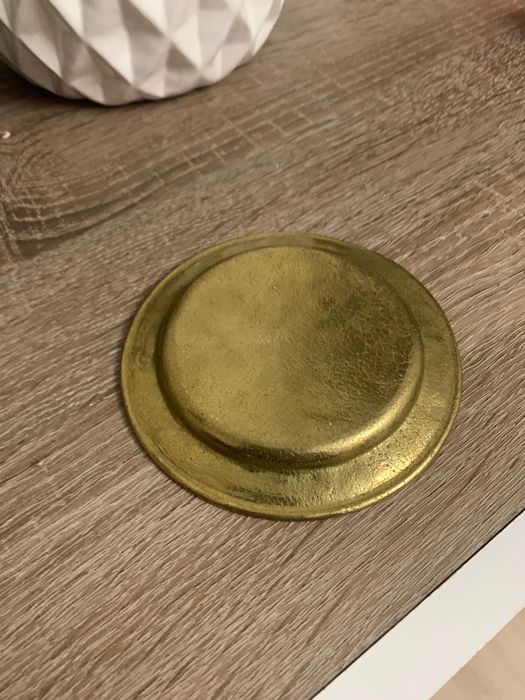 Бронзова тарілочка