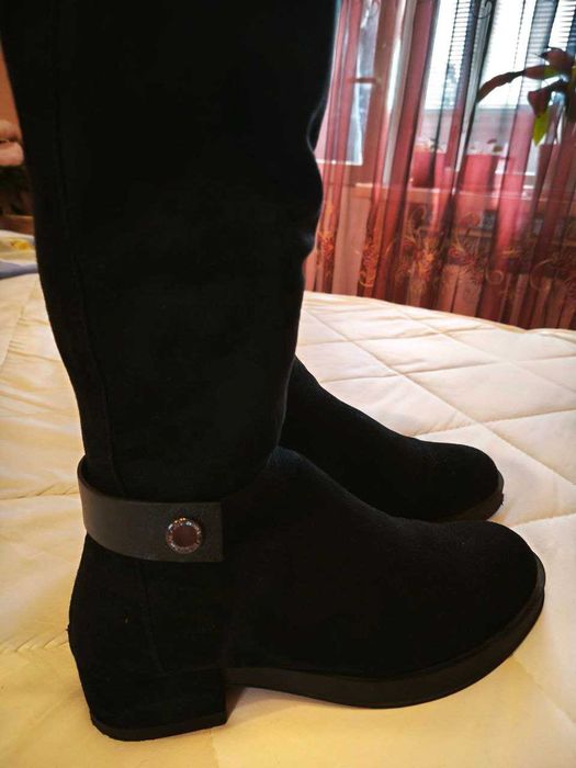 Стильні жіночі чобітки ботфорти, замшеві, осінь - весна, розмір 40