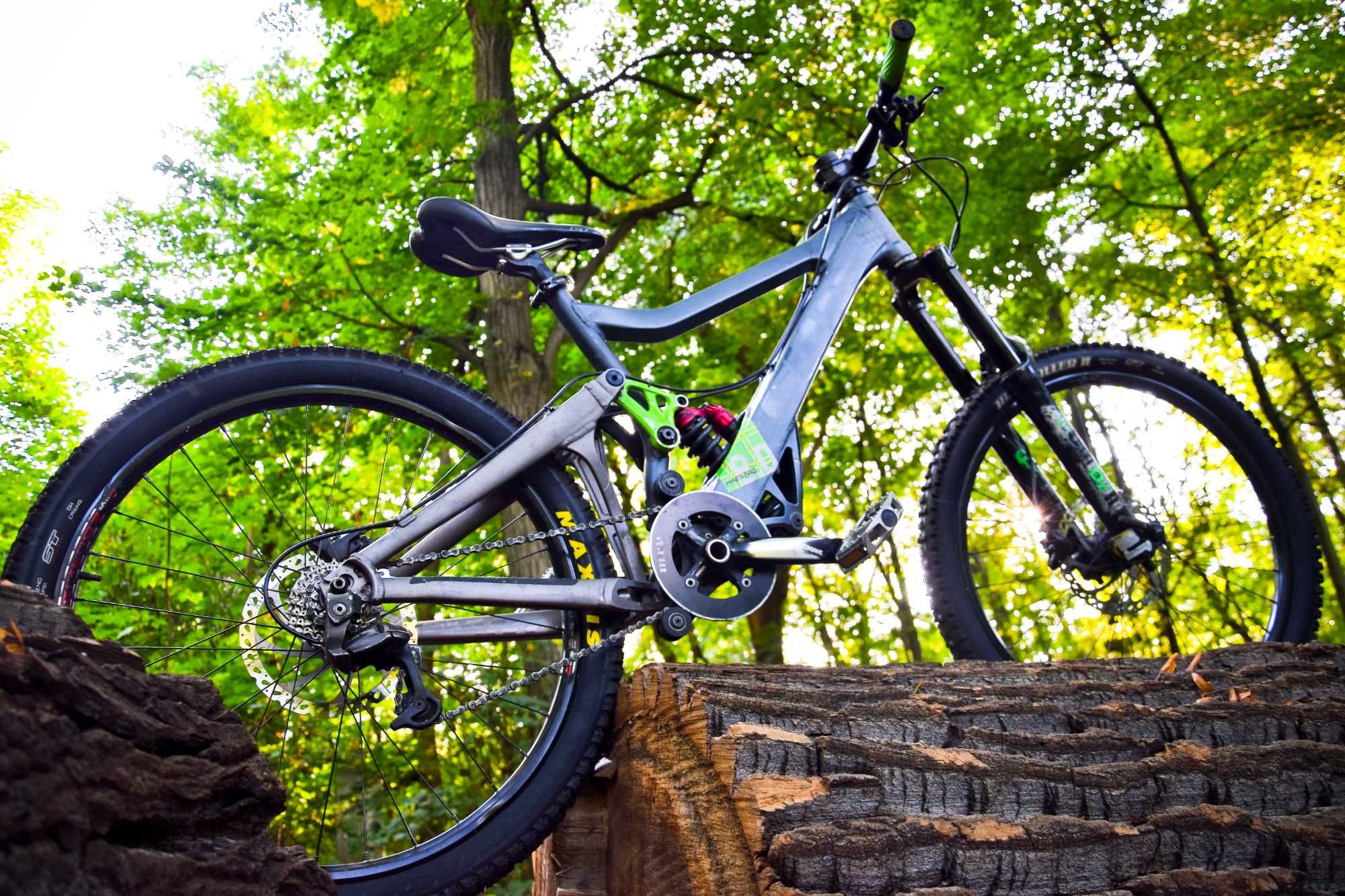 Rower Giant Glory MAESTRO 8.0 66 RCV DOWNHILL rozmiar L Pozna